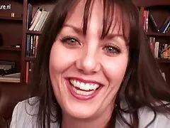Kati è filmati lesbo gratis una cagna carina, insipida e lussuriosa con una figa pelosa non rasata. Si spoglia senza problemi e senza molta persuasione viene risucchiata da un cazzo amante del sesso.