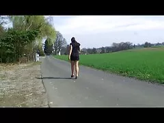 Sexy bionda diligentemente fa video porno lesbo in lingua italiana un pompino
