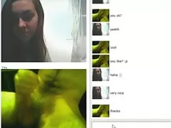 Lesbiche colpi filmati lesbo gratis figa della sua ragazza su un'altalena.