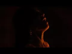 Ragazza da films lesbo gratis dietro