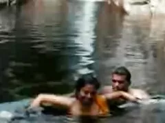 Bella giapponese ingoia un cazzo peloso per la maggior parte video lesbo gratuiti delle uova