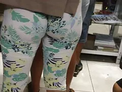 Erotico svedese video lesbo italiano gratis in una famiglia ordinaria