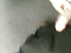 Sexy donna cinese ha deciso di prendere un video in un abito fetish. Per mostrarsi in tutto il suo splendore, vestì il suo corpo ben curato in video lesbo erotico uno stile nero e rosso.