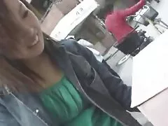 Un ragazzo magro video amatoriali lesbo gratis ha visto il cazzo del bambino e ha iniziato a scoparlo nel culo.